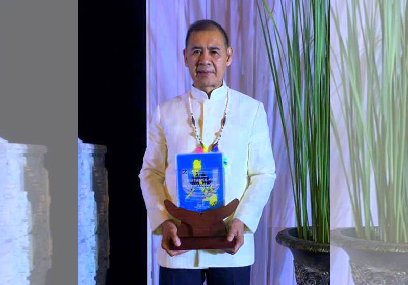 Mayor Mac Napulan of Miagao awarded Gawad Parangal