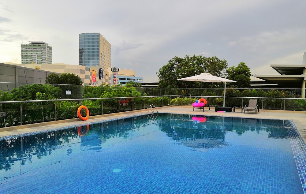 Park Inn by Radisson Iloilo swimming pool is now open for walk-in guests.