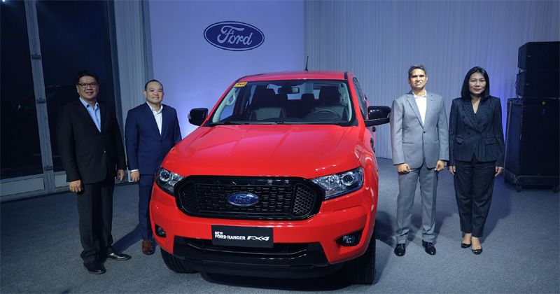 With Ford Ranger Fx4: (From left to right) Jonathan Legaspi, Sales Director; Ryan Lorenzo, Marketing Director; PK Umashankar, Managing Director; and Yukontorn 'Vickie' Wisadkosin, President ASEAN.