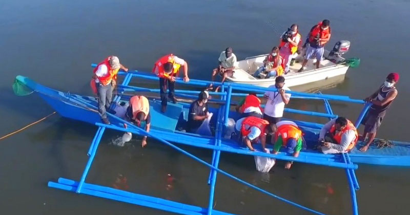 MORE Power releases juvenile fishes in Iloilo River.