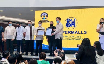 SM Supermalls awarded for vaccination campaign.