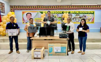 The Insular Foundation’s ICT equipment donation for Tankulan Alternative Learning System-Community Learning Center (ALS-CLC) in Manolo Fortich, Bukidnon were received by teachers and Department of Education representatives. (From left) Nicolas C. Butaya ALS Mobile Teacher; Rolly S. Ortiz. Jr., and Elbert Francisco, Education Program Specialist II; Audie S. Borres, Assistant Schools Division Superintendent, Division of Bukidnon; and Kathlea Kristine De Los Santos, District ALS Coordinator.