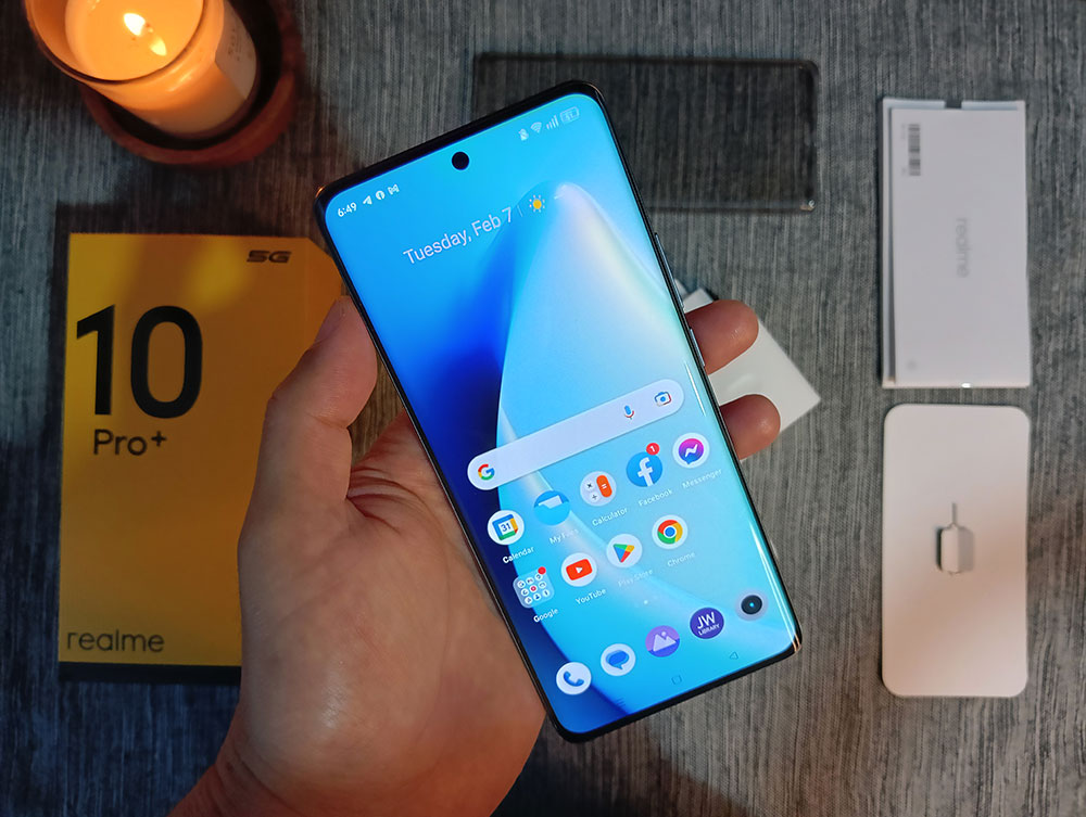 Unboxing the Realme 10 Pro Plus - Many Upgrades, Some Downgrades