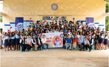 SM Store CSR represented by Aries Pineda, Sr. Manager and SM Store IloIlo represented by Ms. Yvonnie Delgado, Branch Manager, donated hundreds of school kits to Efraim M. Santibanez National High School, an SM Foundation Inc. partner school in Passi, IloIlo.