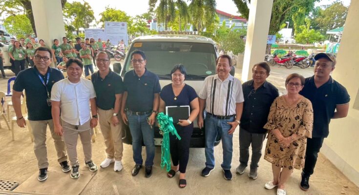 PCPC donates van to Concepcion Iloilo