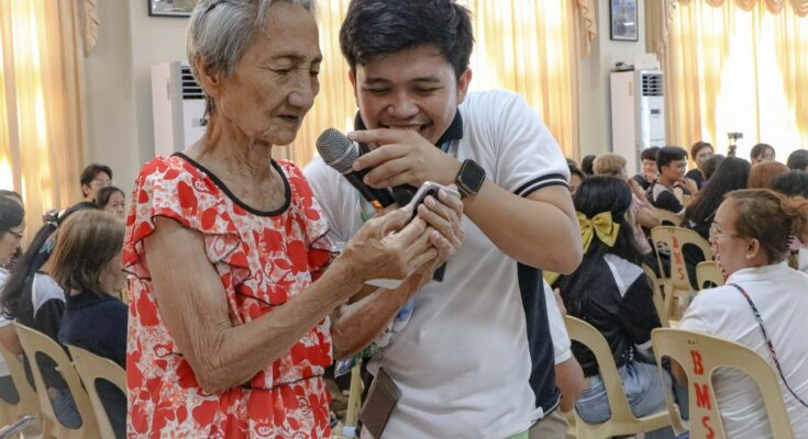 Digital training for Cebuano seniors