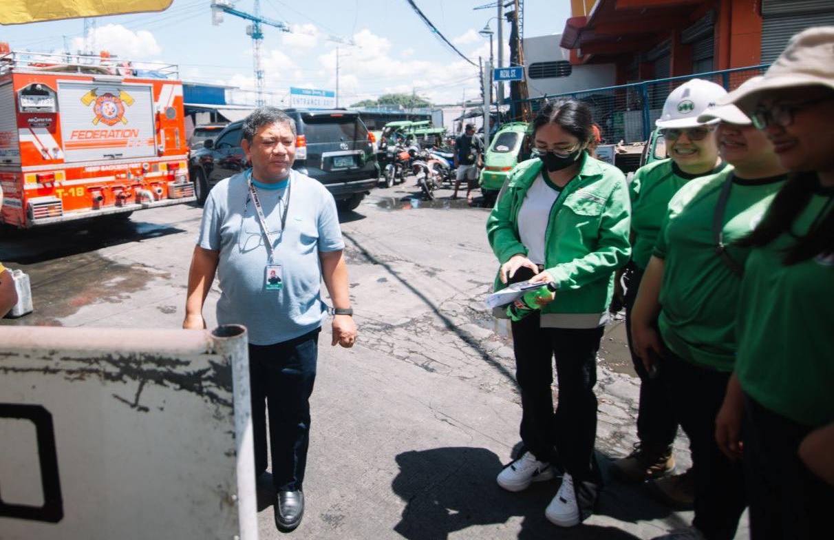 MORE Power President Roel Z. Castro personally overseeing the community relief efforts.