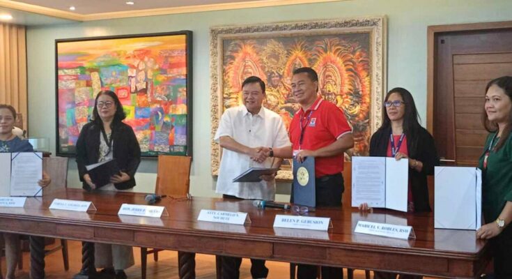 DSWD and Iloilo City sign agreement for exiting 4Ps