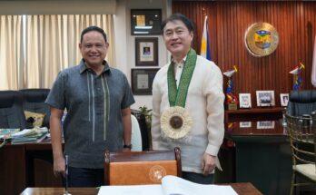Iloilo Governor Arthur Defensor Jr and Korean Ambassador Lee Sang-Hwa
