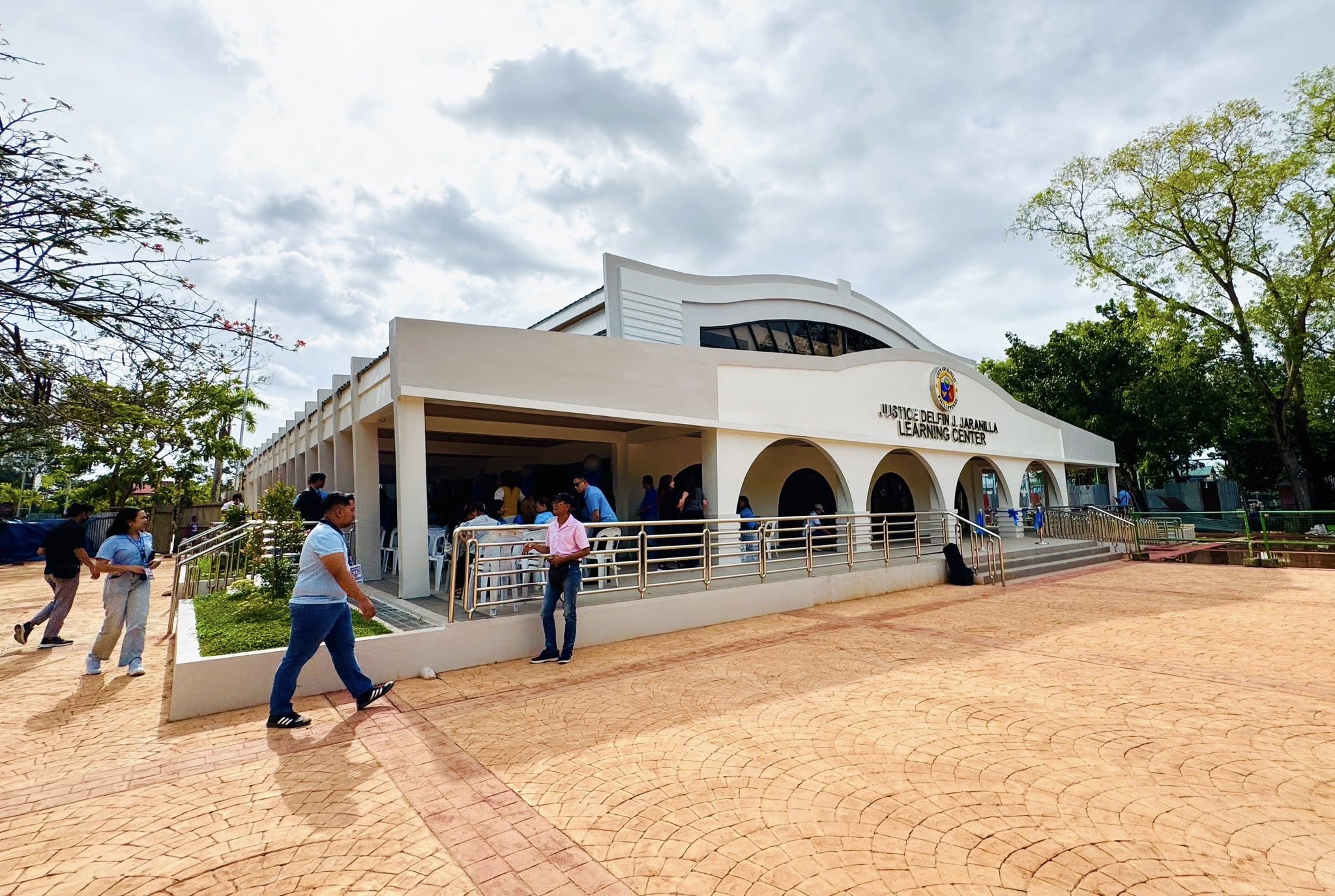 Justice Delfin Jaranilla Learning Center Opens at La Paz Plaza