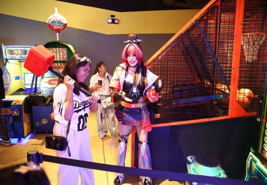 Myrtle joins Timezone Iloilo opening