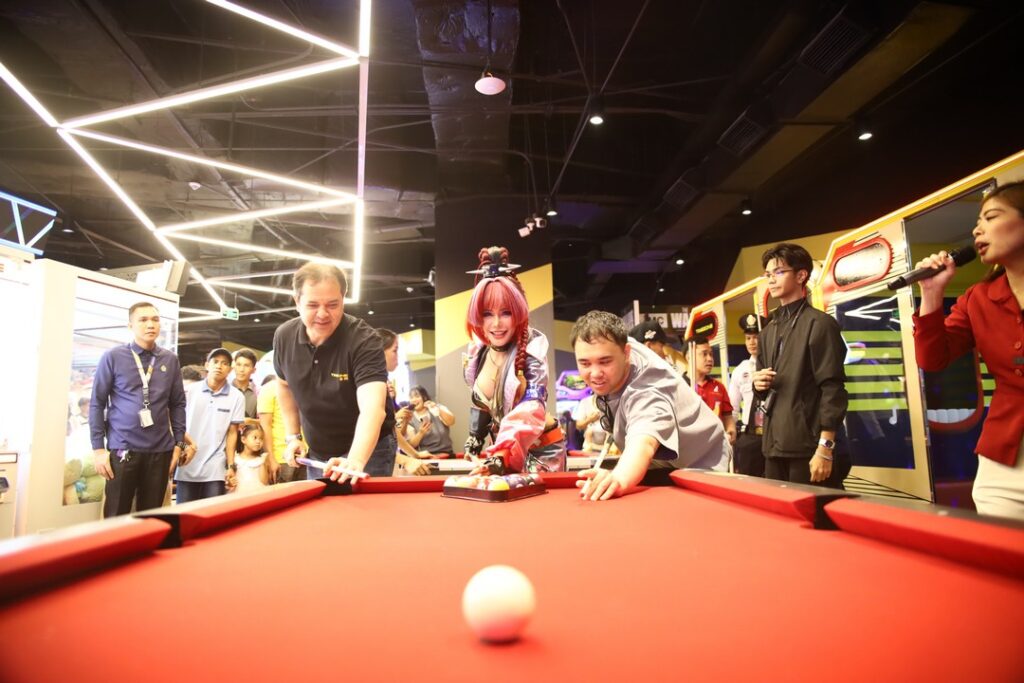 Myrtle joins Timezone Iloilo opening