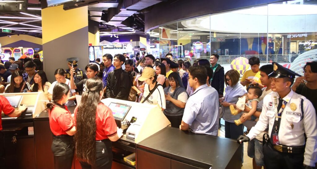 Myrtle joins Timezone Iloilo opening