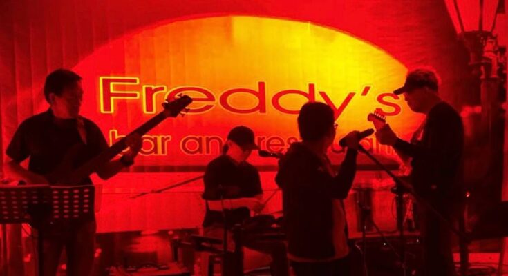 freddy's bar and restaurant