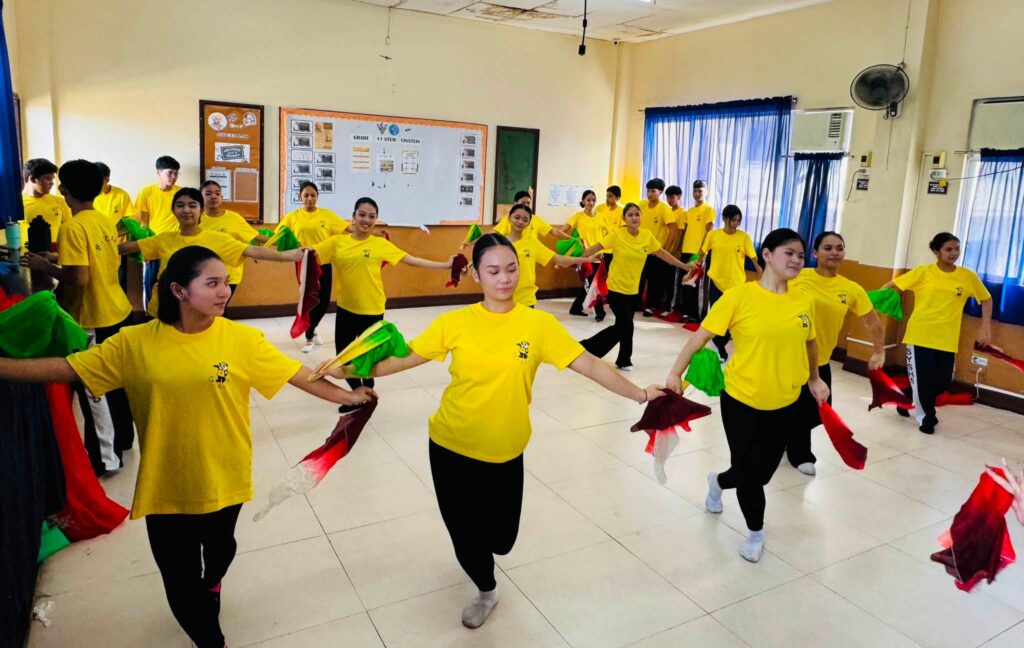 Sun Yat Sen high school students learn dance